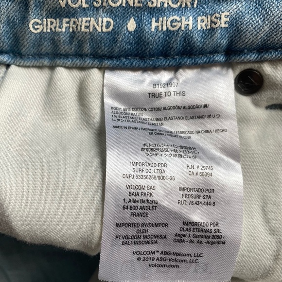 NWT VOLCOM Girlfriend high-rise VOL Stone Shorts size 27 - Picture 9 of 11